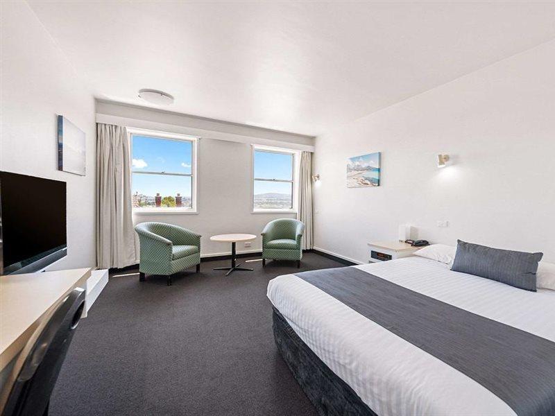 Coach House Launceston Hotel Exterior photo