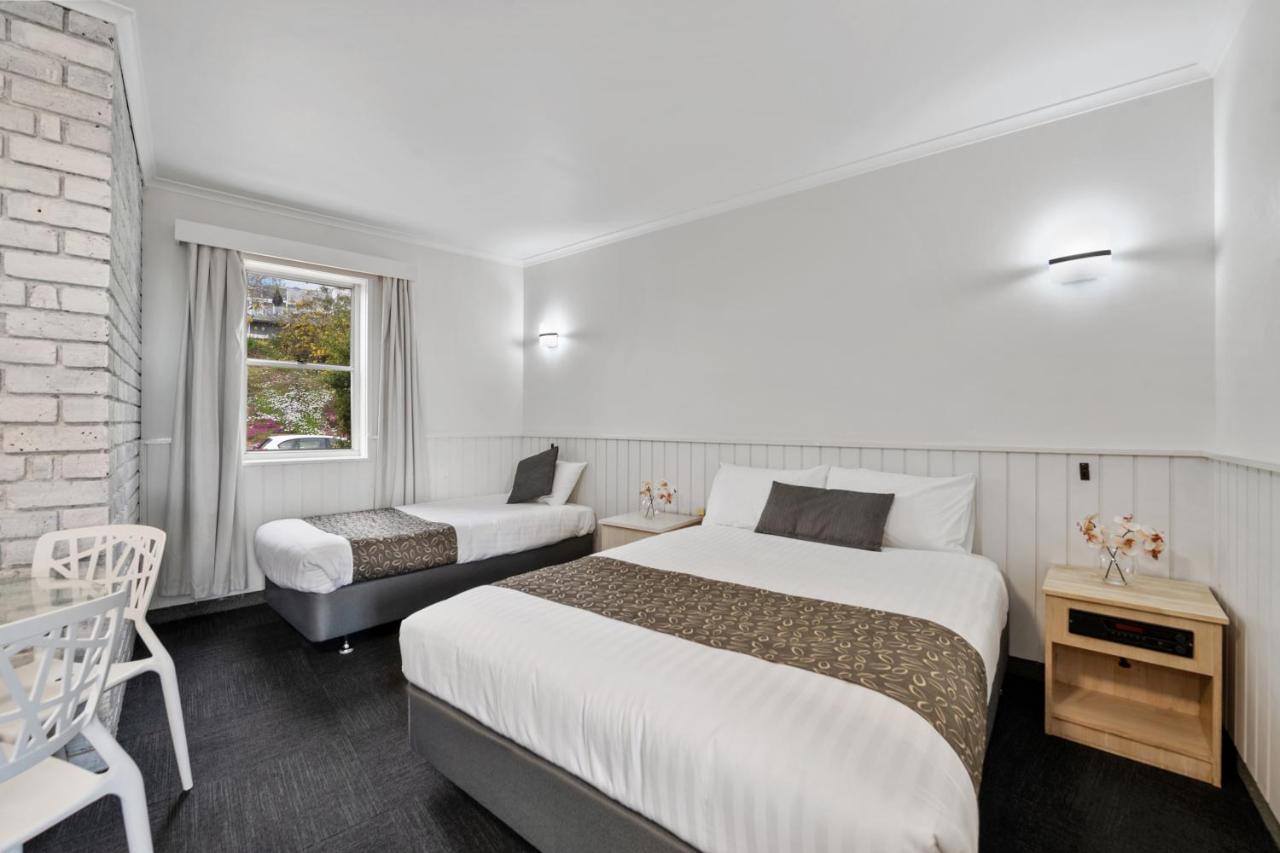 Coach House Launceston Hotel Exterior photo