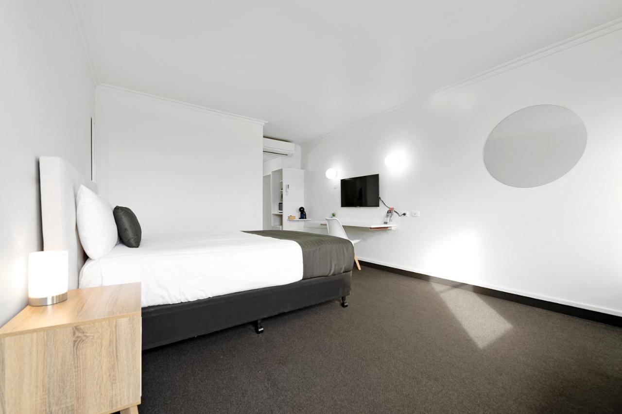 Coach House Launceston Hotel Exterior photo