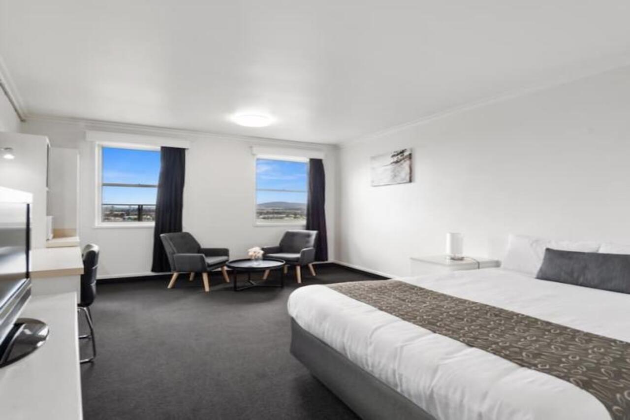 Coach House Launceston Hotel Exterior photo