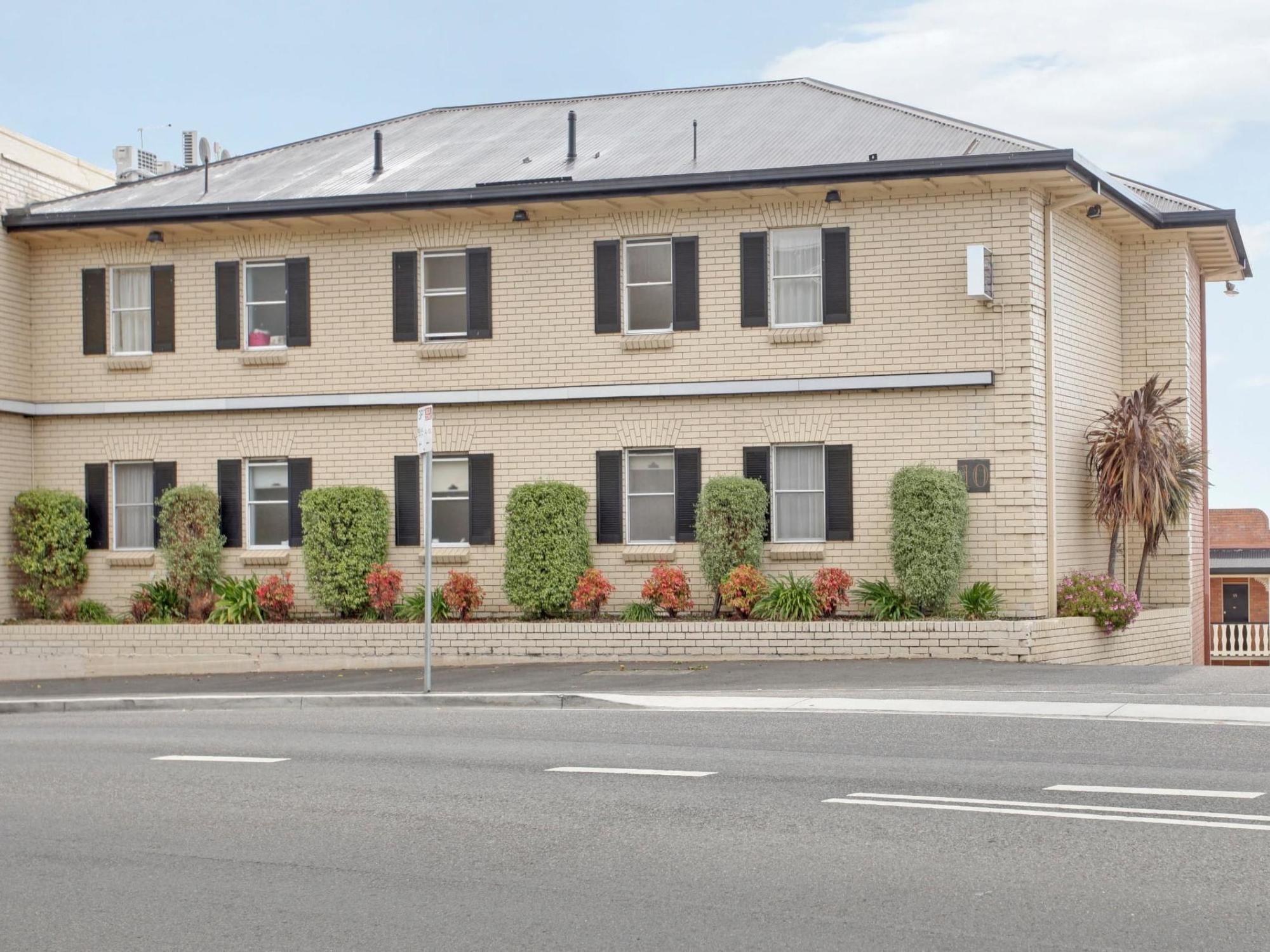 Coach House Launceston Hotel Exterior photo
