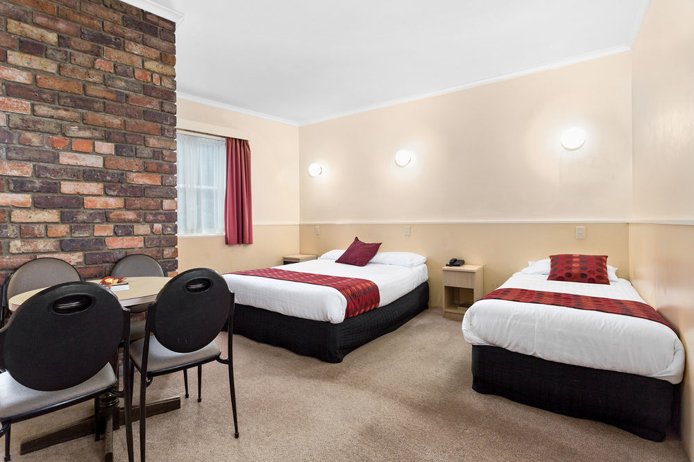Coach House Launceston Hotel Exterior photo