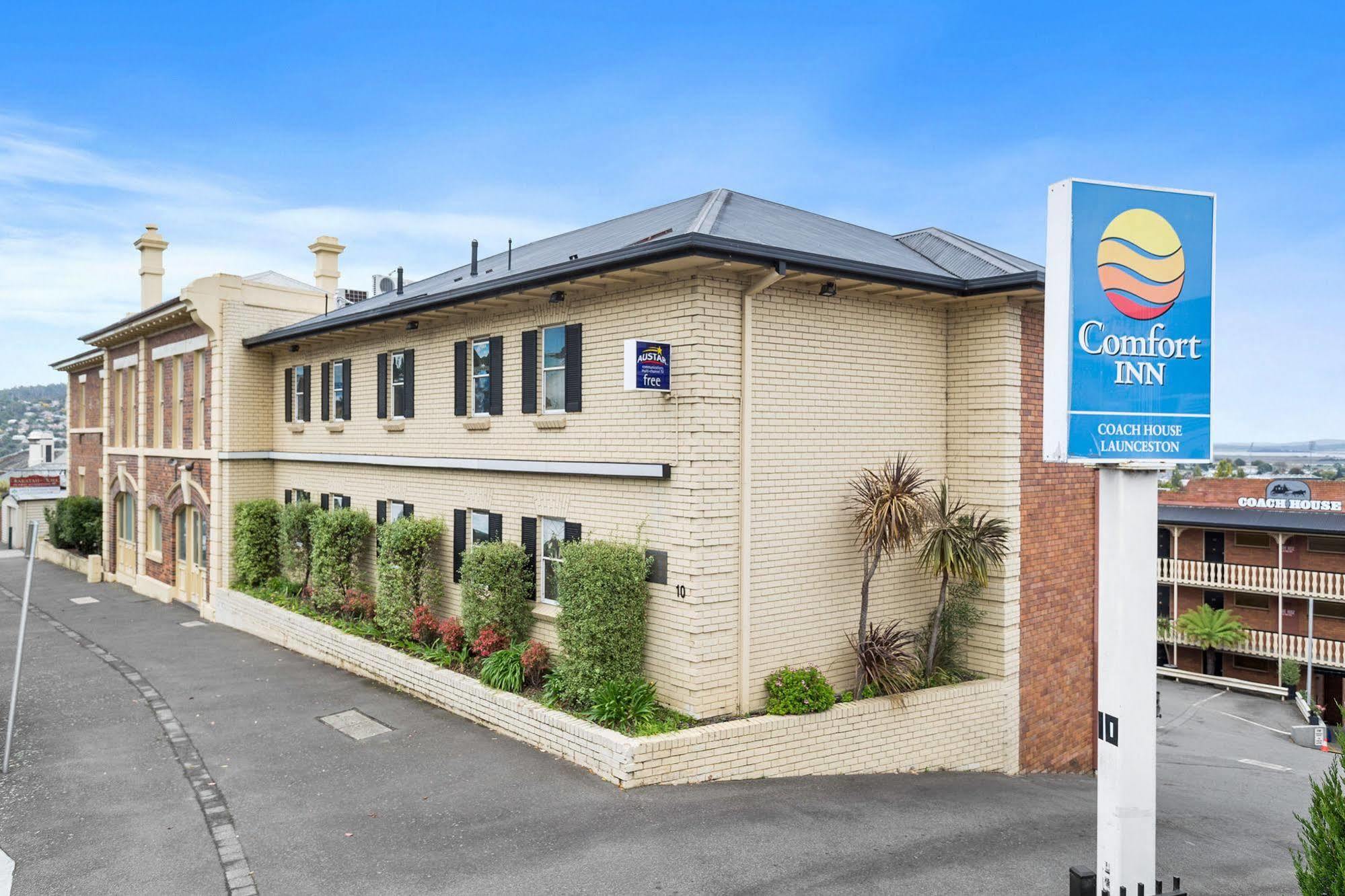 Coach House Launceston Hotel Exterior photo