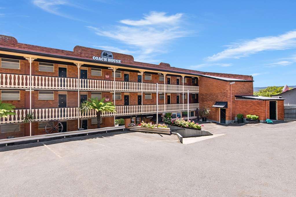 Coach House Launceston Hotel Exterior photo